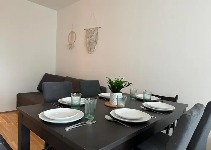 דירה Modern Danube With Balcony & Free Parking וינה